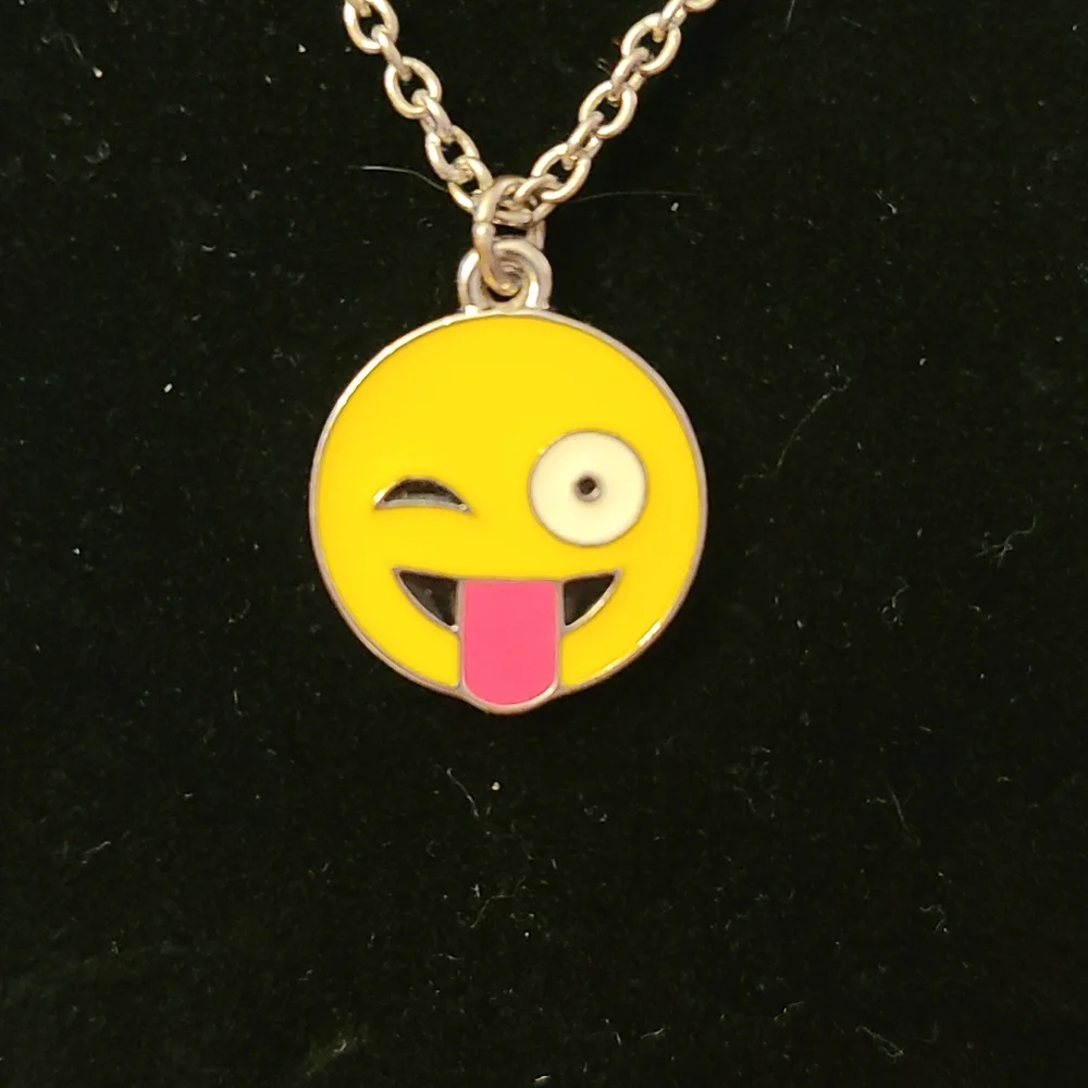 Unbranded winking emoji